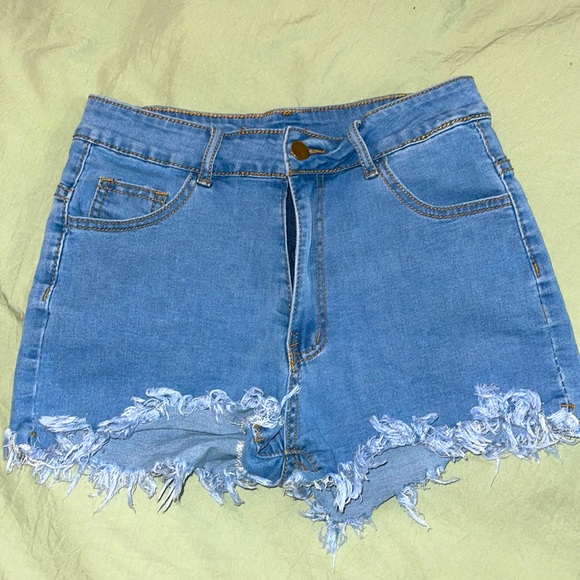 Bundle of Shorts - Picture 2 of 7